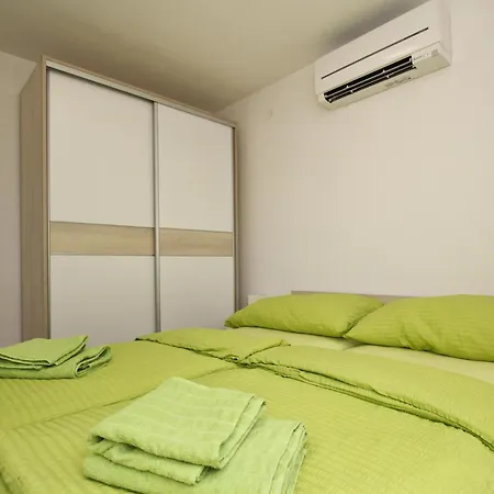 Ivo By Interhome