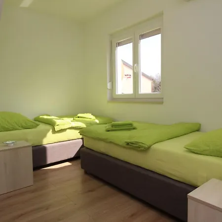 Ivo By Interhome * Šilo